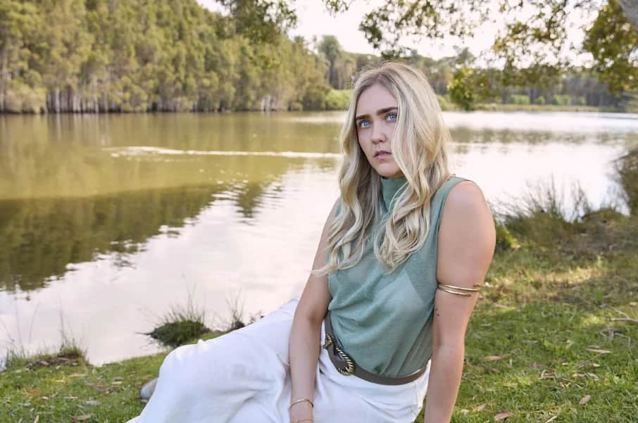 Dutch Singer-Songwriter Noble Steps Boldly Into Country Music With Empowering New Single ‘Ugly Heart’