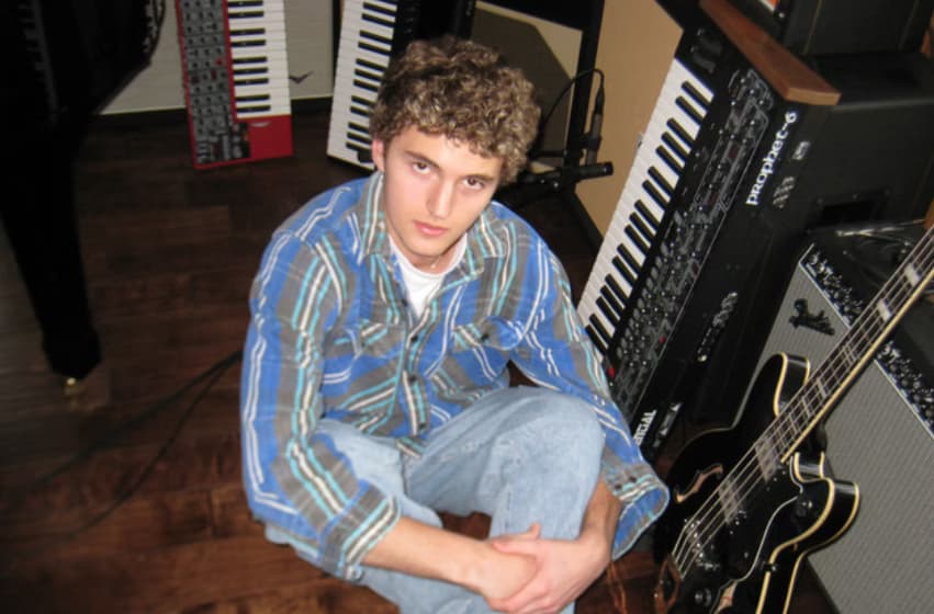 Miles Jeppson Ushers in the ‘GREEN’ Era: A Nostalgic Alt Pop Movement Rooted in Youth, Identity, and Culture