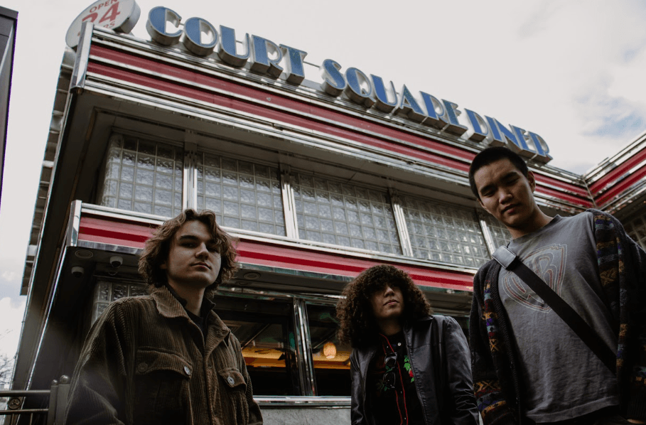 The Orange Blossoms Release New Album ‘Green Light’